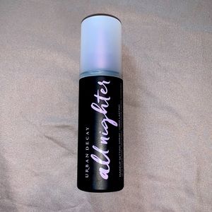 Urban Decay setting spray